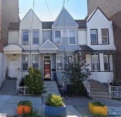 62 Van Reypen Street, Jersey City, NJ 07306