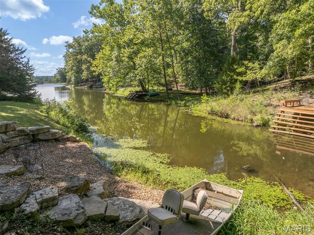 446 Foxfire Cove Drive, Innsbrook, MO 63390