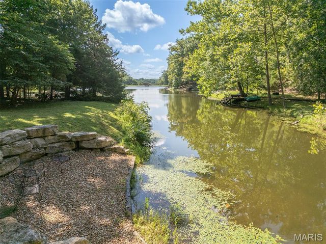 446 Foxfire Cove Drive, Innsbrook, MO 63390