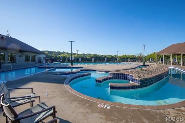 446 Foxfire Cove Drive, Innsbrook, MO 63390
