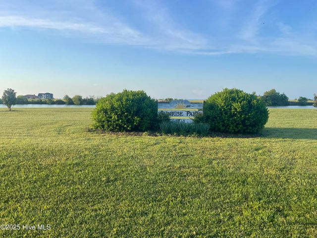 000 Royal Tern Way, Hertford, NC 27944