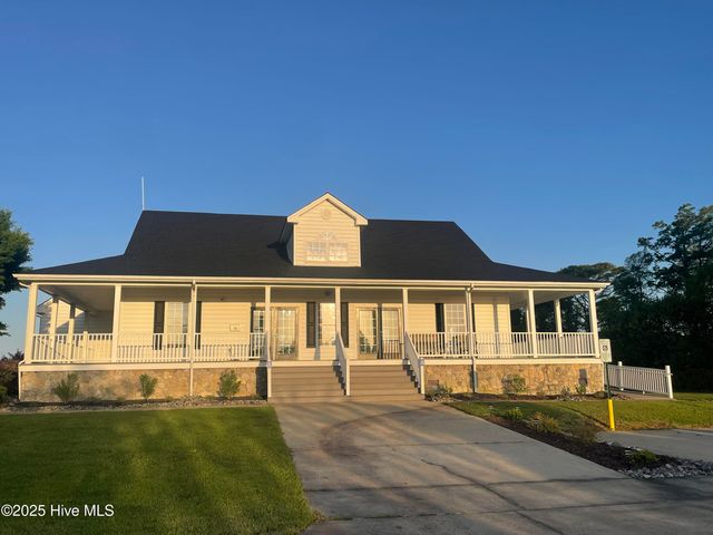 000 Royal Tern Way, Hertford, NC 27944