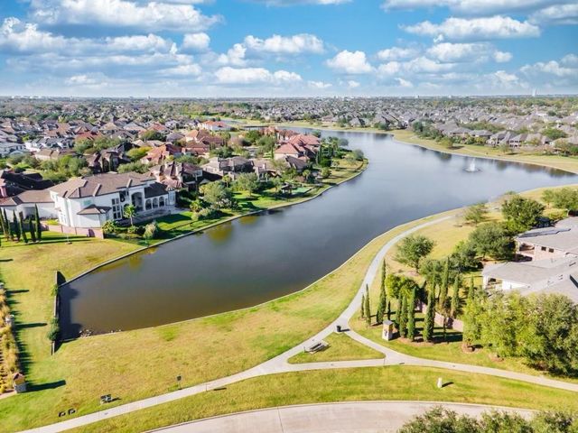 2746 Rio Bella Court, League City, TX 77573