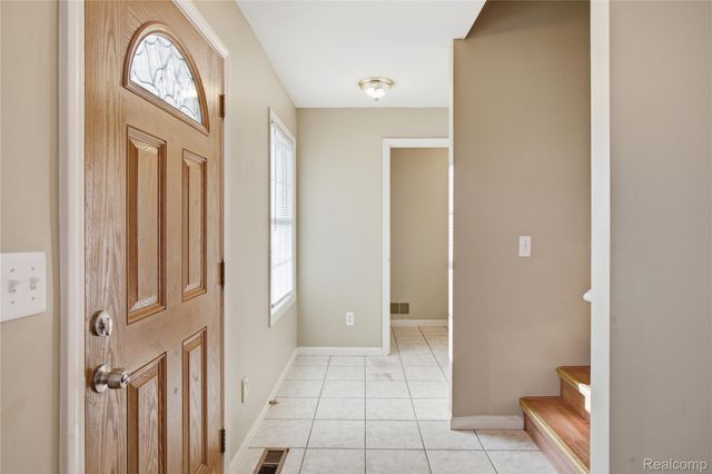 4118 Devon Road, Royal Oak, MI 48073