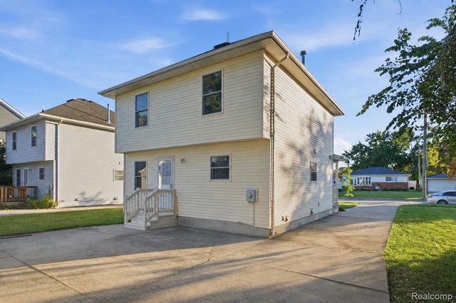 4118 Devon Road, Royal Oak, MI 48073