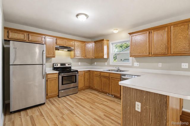 4118 Devon Road, Royal Oak, MI 48073