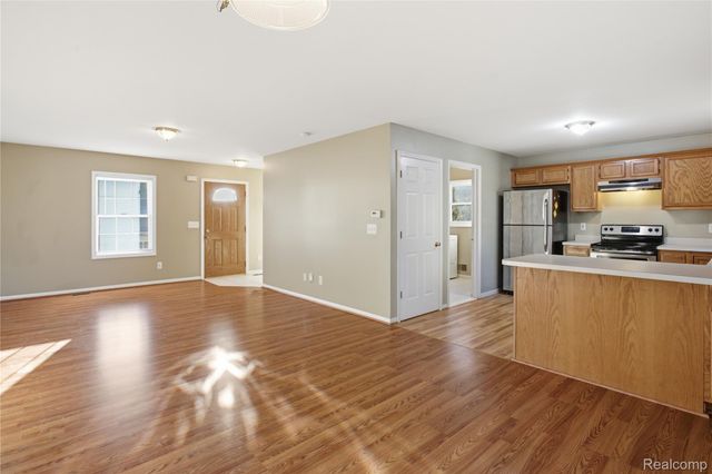 4118 Devon Road, Royal Oak, MI 48073