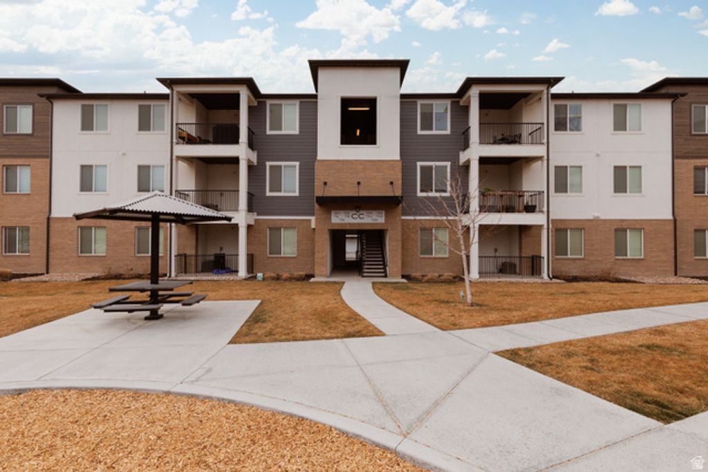 714 N 380 ST, Vineyard, UT 84059