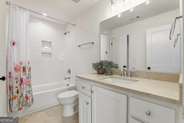 44 North Shore At Redwine Drive Drive, Newnan, GA 30263