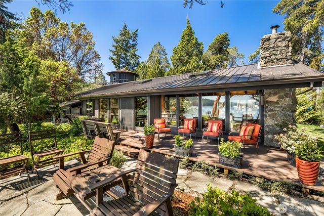 512 Broken Point Road, Shaw Island, WA 98286