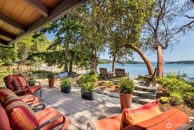 512 Broken Point Road, Shaw Island, WA 98286