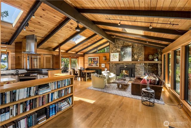 512 Broken Point Road, Shaw Island, WA 98286
