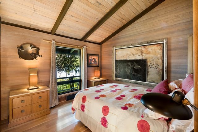 512 Broken Point Road, Shaw Island, WA 98286