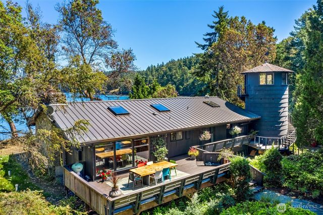 512 Broken Point Road, Shaw Island, WA 98286