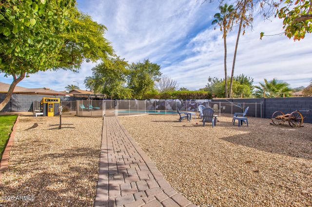 4620 W DAHLIA Drive, Glendale, AZ 85304
