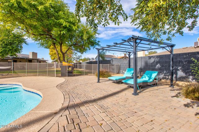 4620 W DAHLIA Drive, Glendale, AZ 85304
