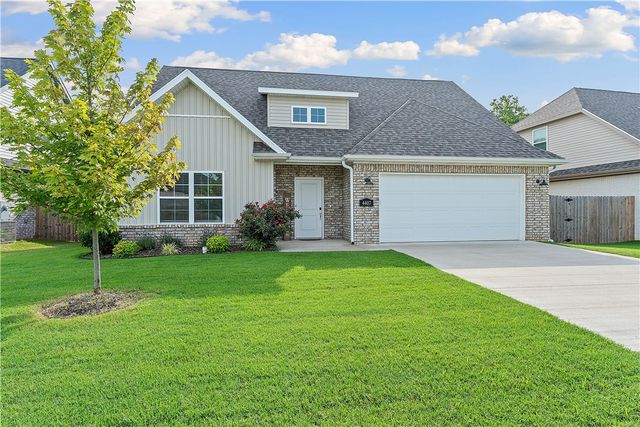 4407 Bison Street, Bentonville, AR 72713