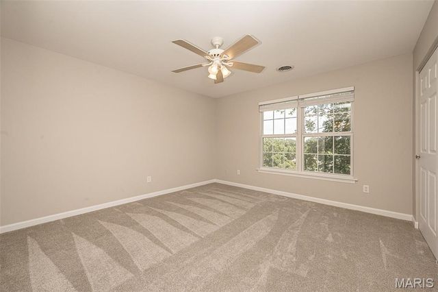 1319 N 4th Street, St Charles, MO 63301