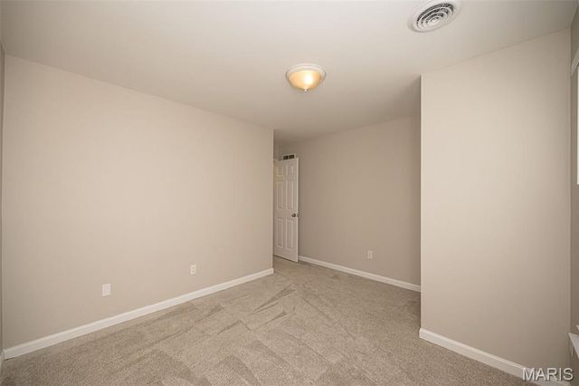 1319 N 4th Street, St Charles, MO 63301