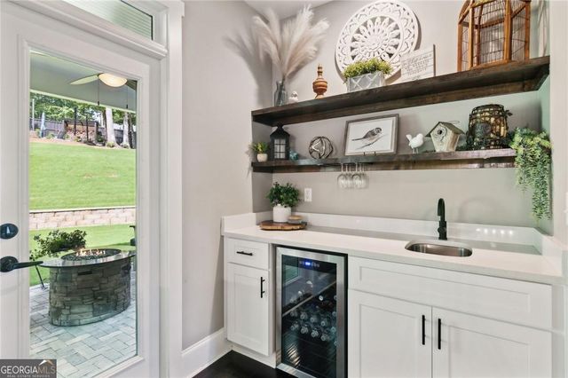 6011 Tradewinds Cove, Gainesville, GA 30506