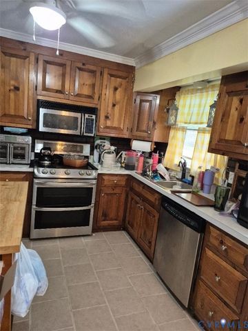 10206 Christiano Dr, Glen Allen, VA 23060