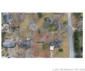 2706 E 49th Street, Tulsa, OK 74105