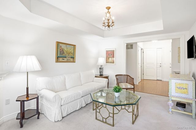 101 Sheldrake Place 12, Mamaroneck, NY 10543
