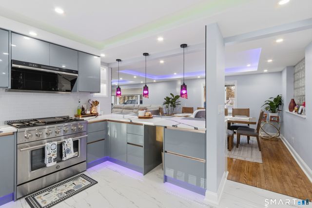 589 Racebrook Road, Orange, CT 06477