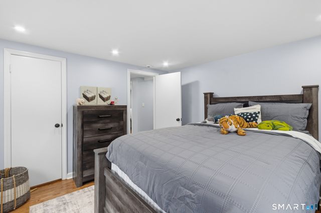 589 Racebrook Road, Orange, CT 06477