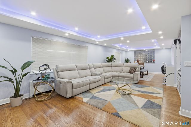 589 Racebrook Road, Orange, CT 06477