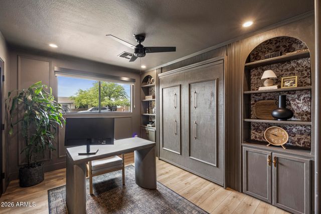 3135 N 81ST Street, Scottsdale, AZ 85251