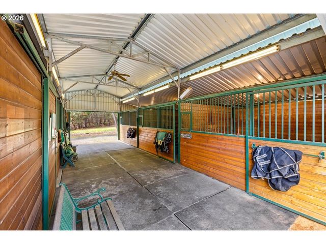 122 CARLOS Ave, Rogue River, OR 97537