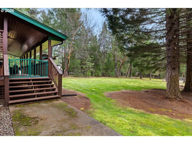 122 CARLOS Ave, Rogue River, OR 97537