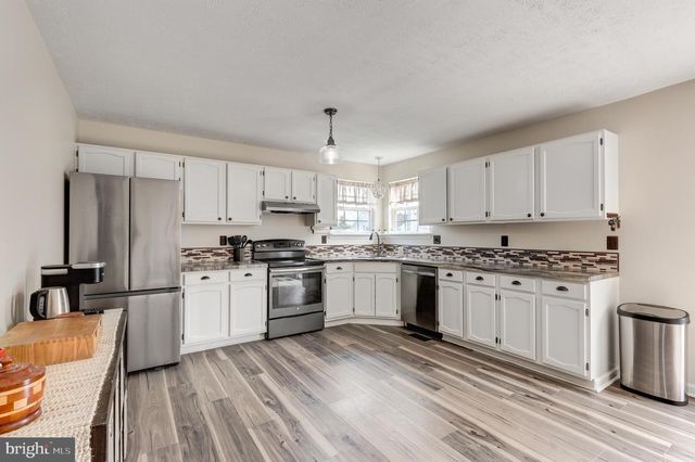 21 O BRIEN AVE, Taneytown, MD 21787