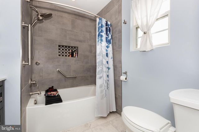 21 O BRIEN AVE, Taneytown, MD 21787