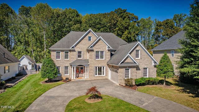 205 Rosehaven Court, Kingsport, TN 37663