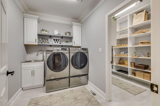 205 Rosehaven Court, Kingsport, TN 37663