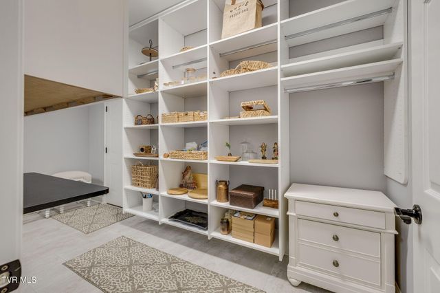 205 Rosehaven Court, Kingsport, TN 37663