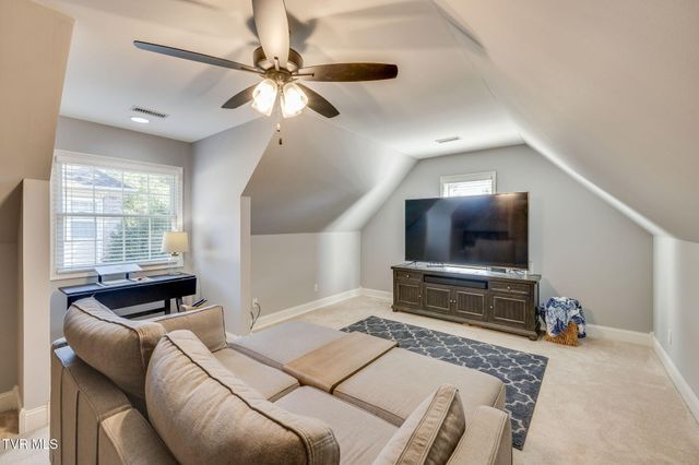 205 Rosehaven Court, Kingsport, TN 37663