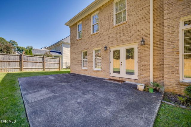 205 Rosehaven Court, Kingsport, TN 37663