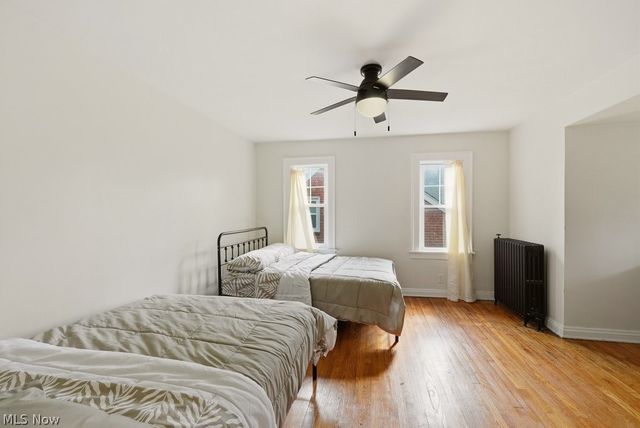 3871 Mayfield Road, Cleveland Heights, OH 44121