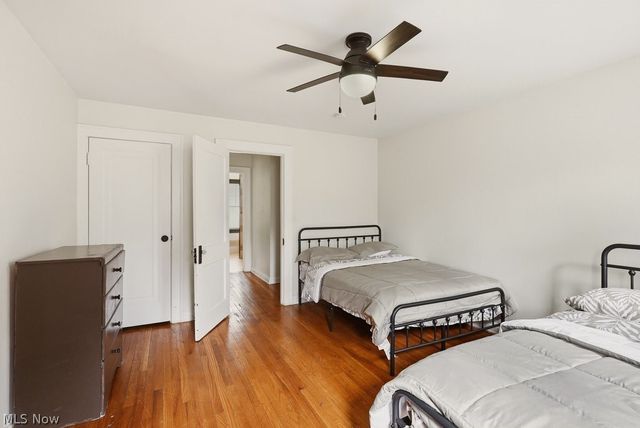 3871 Mayfield Road, Cleveland Heights, OH 44121