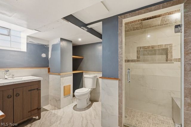 3871 Mayfield Road, Cleveland Heights, OH 44121