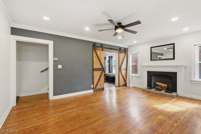 3871 Mayfield Road, Cleveland Heights, OH 44121