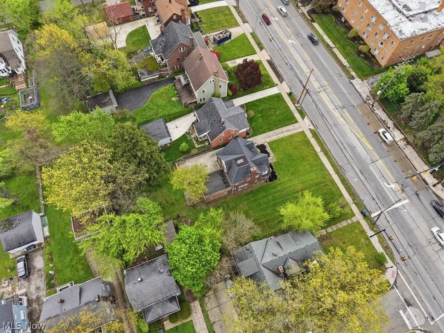 3871 Mayfield Road, Cleveland Heights, OH 44121