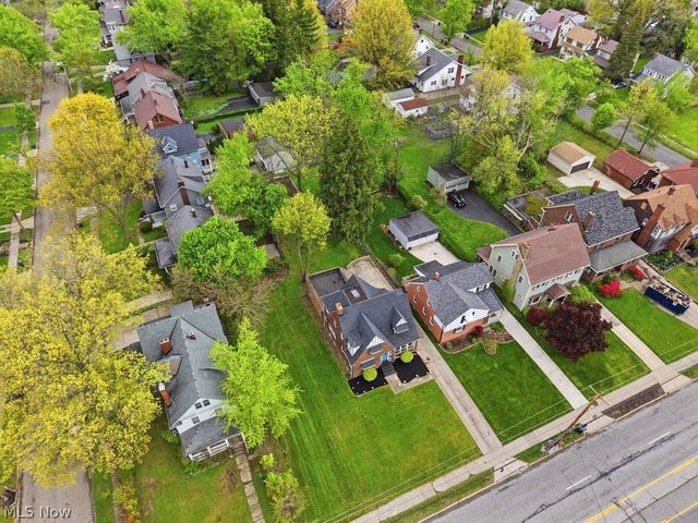 3871 Mayfield Road, Cleveland Heights, OH 44121