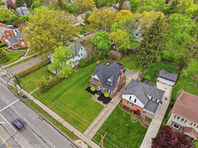 3871 Mayfield Road, Cleveland Heights, OH 44121