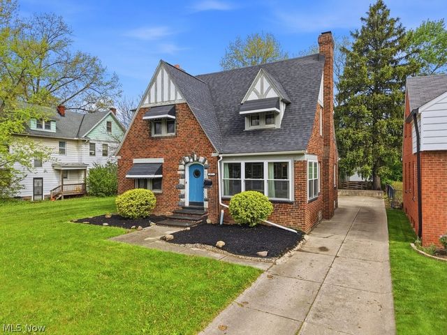 3871 Mayfield Road, Cleveland Heights, OH 44121