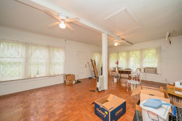 508 N Soda Street, Jefferson, TX 75657