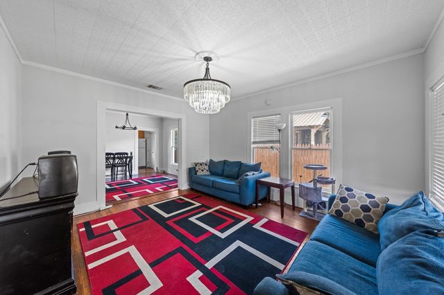 821 Moore St, Kerrville, TX 78028